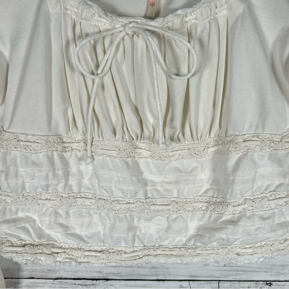 Free People Scarlet Smocked Crop Milkmaid T-shirt Knit Ivory Long Sleeve Top M